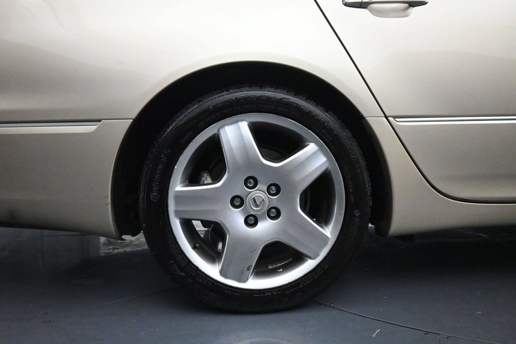 Used 2006 Lexus LS 430 RWD image 10
