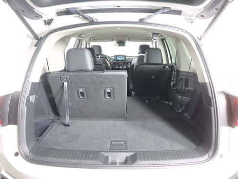 Used 2023 Honda Pilot EX-L image 18