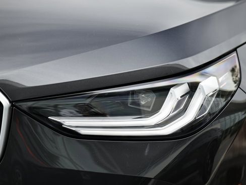 Used 2025 BMW X3 xDrive30i w/ Premium Package image 13