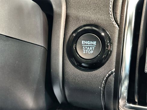 New 2026 Ford Expedition Platinum w/ Stealth Appearance Package image 24