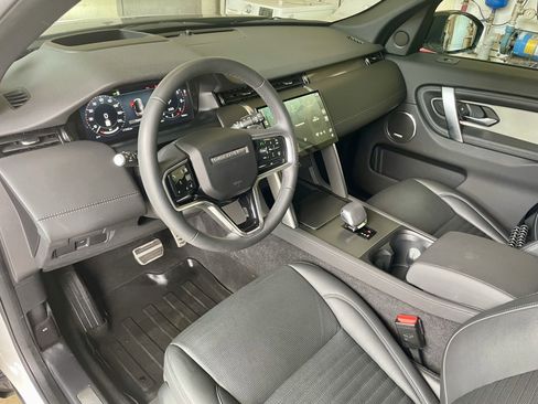 Certified 2024 Land Rover Discovery Sport Dynamic SE image 13