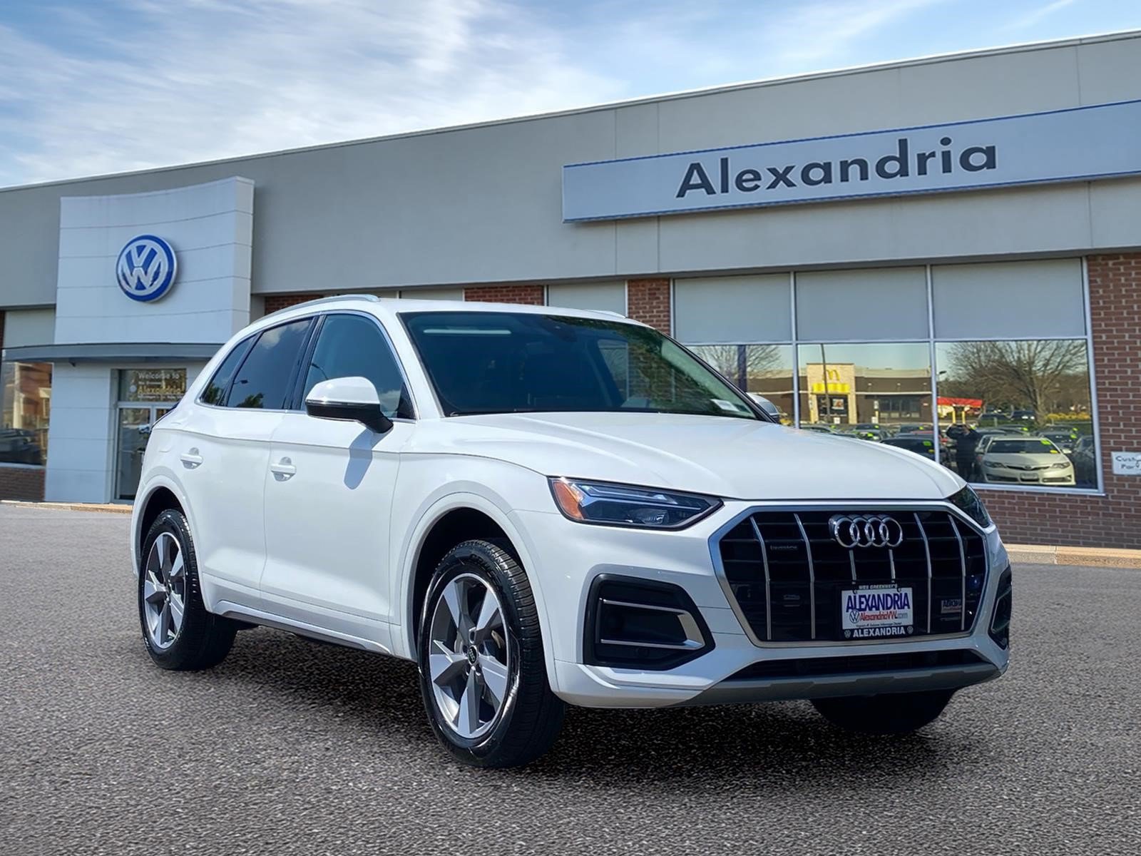 Used 2023 Audi Q5 2.0T Premium AWD/4WD image 1