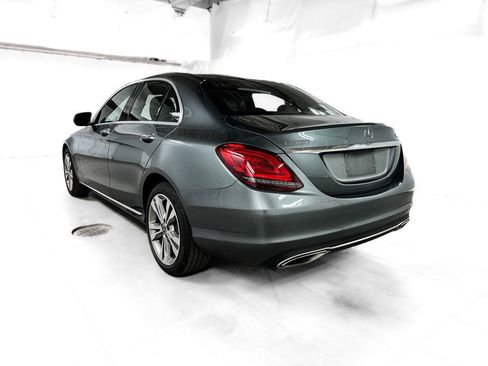 Used 2019 Mercedes-Benz C 300 4MATIC Sedan image 4