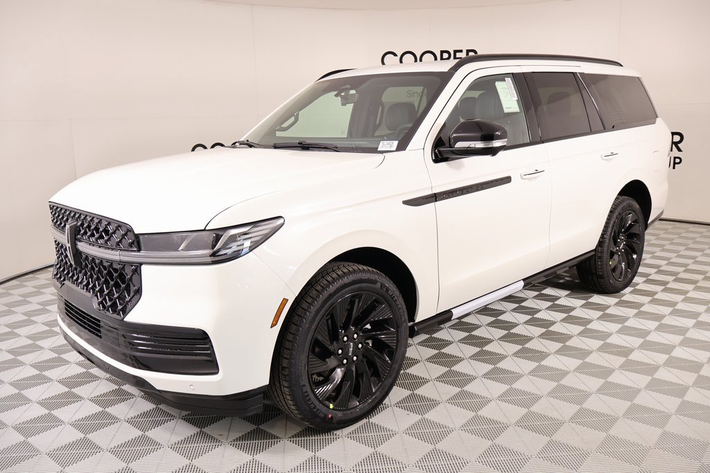 New 2026 Lincoln Navigator Reserve w/ Jet Appearance Package AWD/4WD image 10