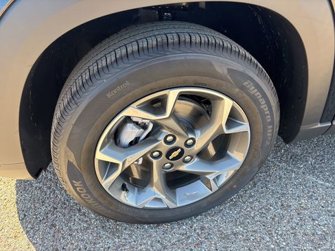 New 2026 Chevrolet Trax LT image 22