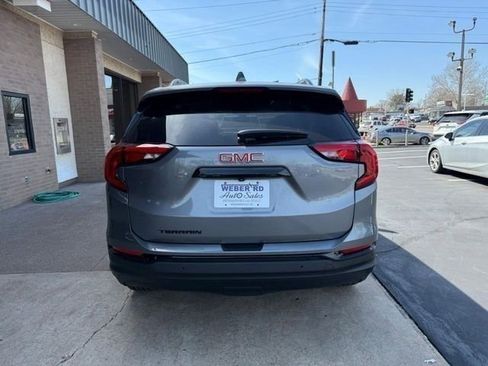 Used 2020 GMC Terrain SLT w/ Preferred Package image 7