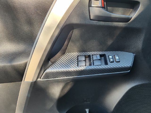 Used 2015 Toyota RAV4 LE FWD image 20