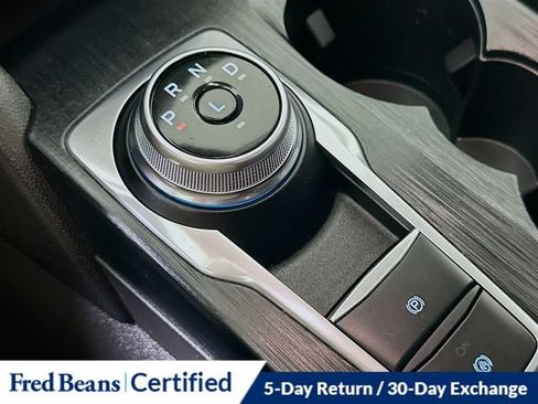 Used 2022 Ford Escape SE w/ Convenience Package AWD/4WD image 16