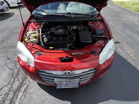 Used 2004 Chrysler Sebring LXi image 33
