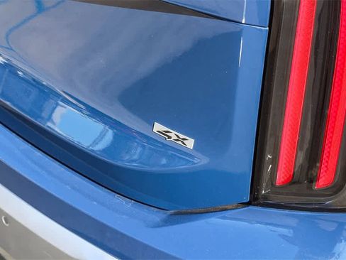 Used 2024 Kia Telluride SX Prestige image 11