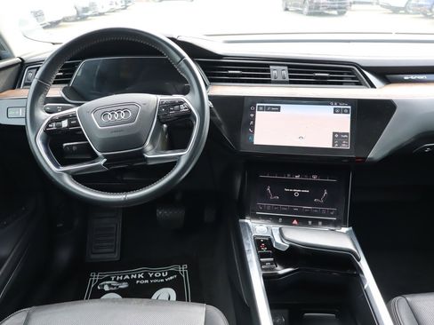 Used 2019 Audi e-tron Premium Plus w/ Cold Weather Package image 12