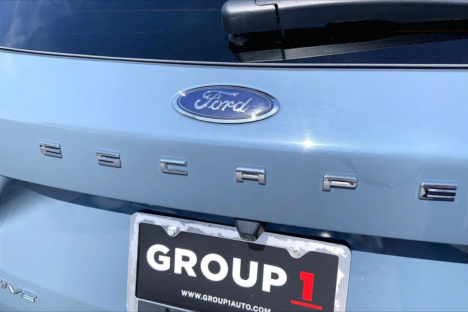 Used 2025 Ford Escape Active AWD/4WD image 30