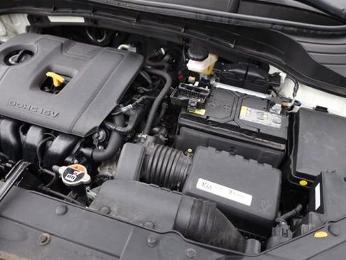 Certified 2023 Kia Soul LX w/ LX Technology Package image 36