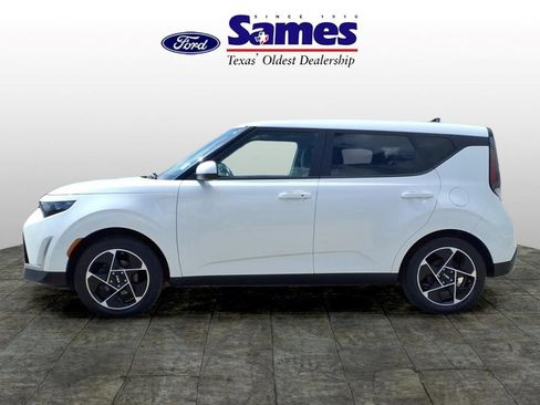 Used 2024 Kia Soul EX FWD image 6