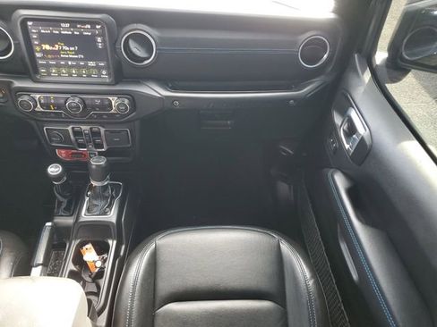 Certified 2022 Jeep Wrangler Unlimited Rubicon 4xe w/ Cold Weather Group image 16