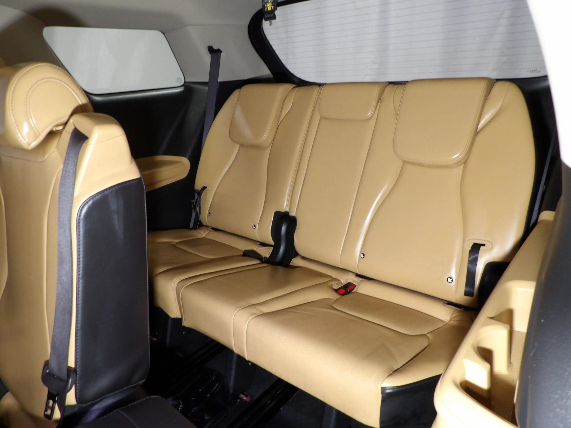 Used 2024 Kia Carnival LX FWD image 16