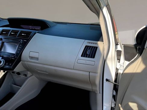 Used 2013 Toyota Prius V Three FWD image 25