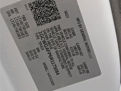 Used 2024 Chevrolet Express 2500 w/ Driver Convenience Package image 28