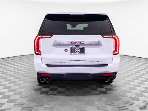 Used 2024 GMC Yukon Denali w/ Denali Reserve Package AWD/4WD image 4