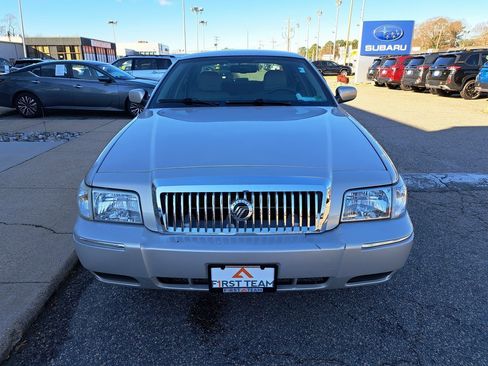Used 2009 Mercury Grand Marquis LS image 9