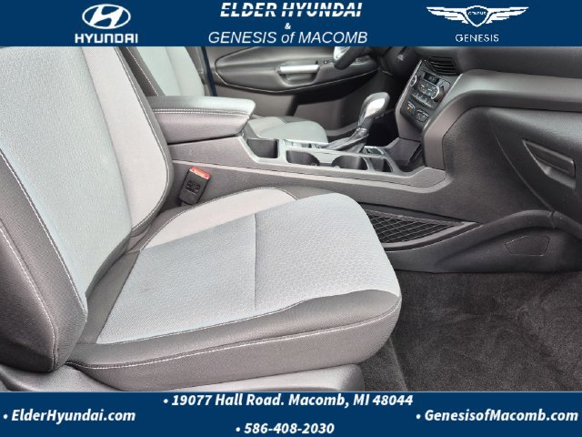 Used 2019 Ford Escape SE FWD image 18