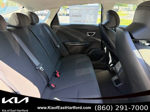 New 2026 Kia K4 FWD image 12