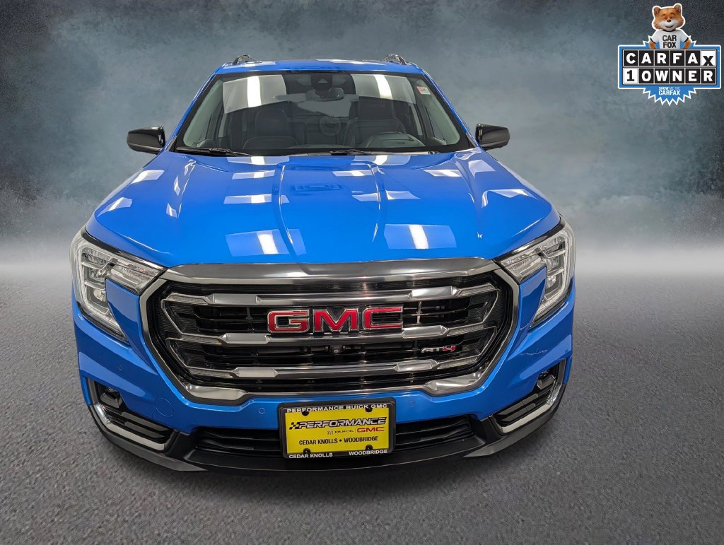Used 2024 GMC Terrain AT4 w/ Infotainment Package II AWD/4WD image 2