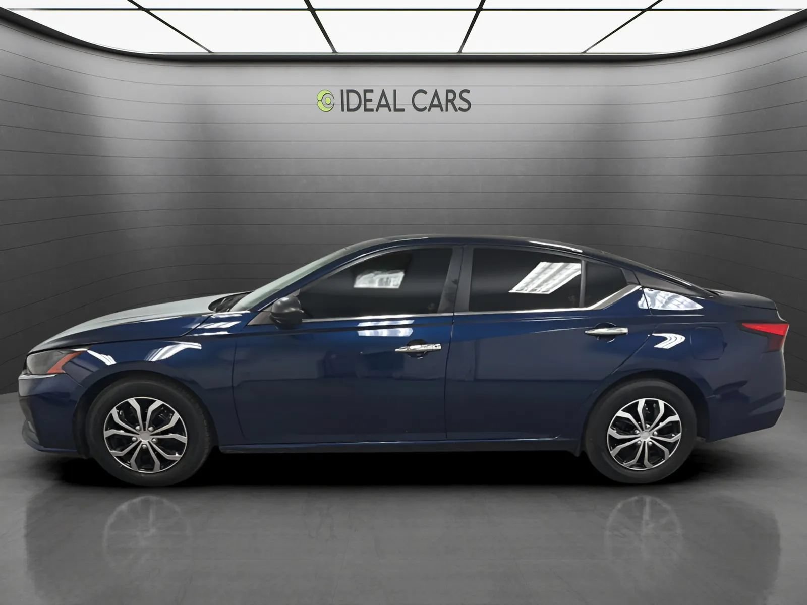 Used 2024 Nissan Altima 2.5 S FWD image 8