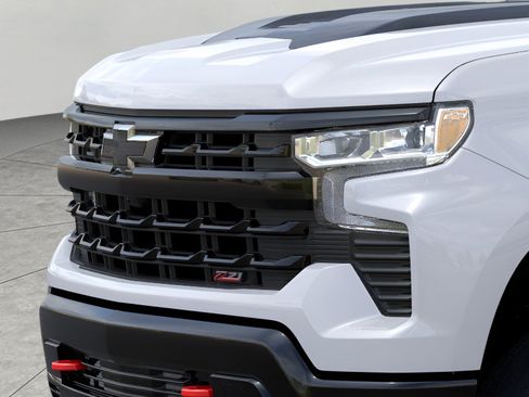Used 2026 Chevrolet Silverado 1500 LT Trail Boss w/ LT Trail Boss Premium Package AWD/4WD image 13