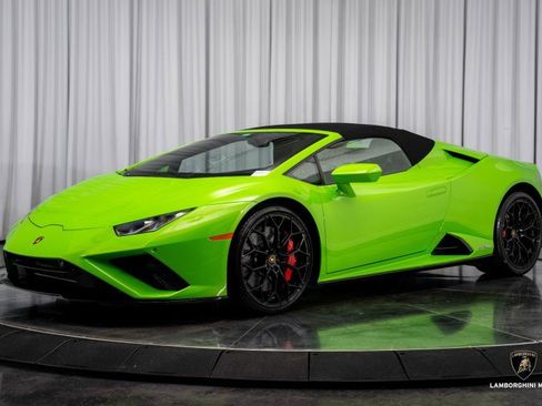 Used 2023 Lamborghini Huracan EVO image 7