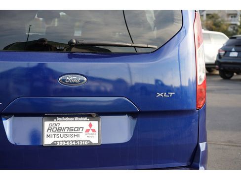 Used 2017 Ford Transit Connect XLT image 10