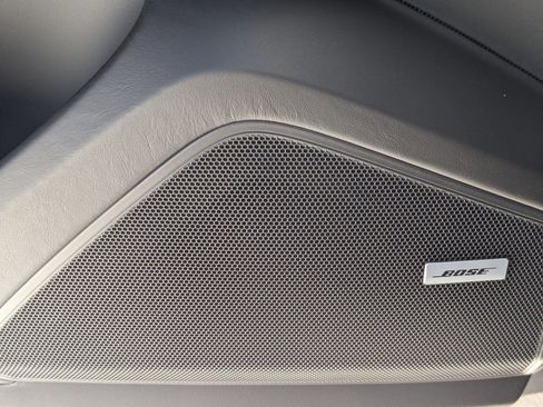 Certified 2025 Porsche Cayenne Coupe image 15