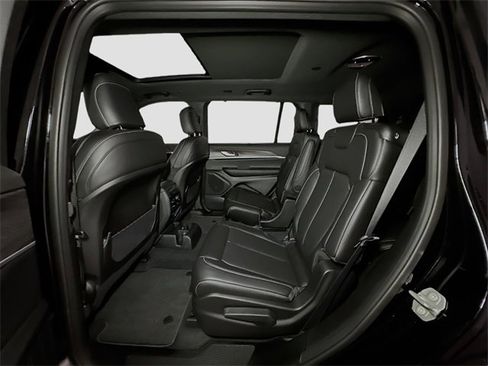 New 2025 Jeep Grand Cherokee L Limited w/ Luxury Tech Group II image 15