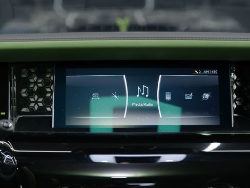 Used 2023 Rolls-Royce Phantom Sedan w/ The Phantom Package image 87