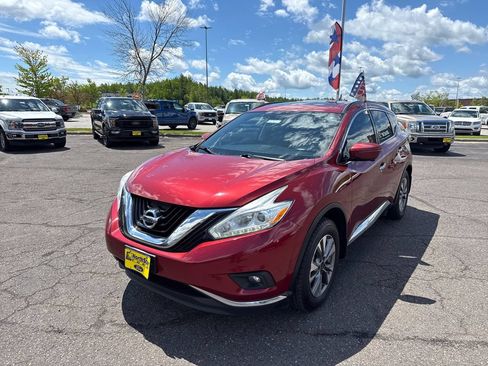 Used 2017 Nissan Murano S AWD/4WD image 2