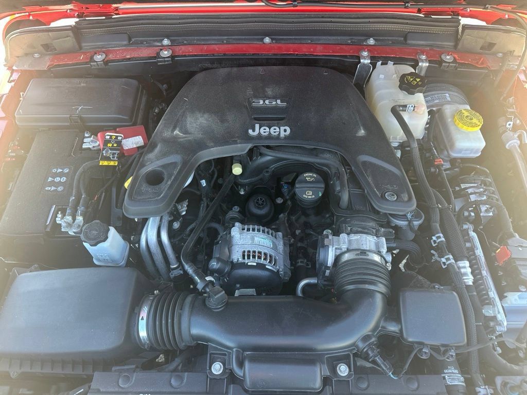 Used 2020 Jeep Wrangler Sport AWD/4WD image 24