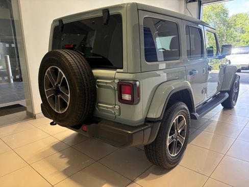 Used 2023 Jeep Wrangler Unlimited Sahara w/ Cold Weather Group AWD/4WD image 6