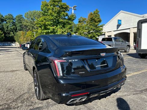 Used 2025 Cadillac CT5 V AWD/4WD image 3