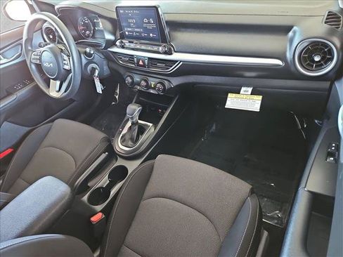 Used 2022 Kia Forte LXS w/ LXS Technology Package FWD image 20