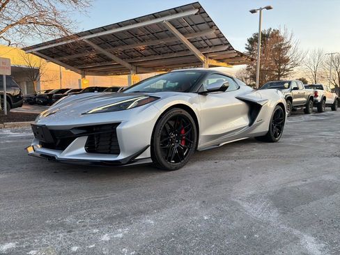 New 2026 Chevrolet Corvette Z06 w/ Z07 Performance Package image 2