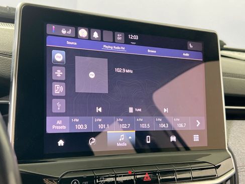 Used 2022 Jeep Compass Latitude AWD/4WD image 14