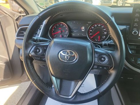 Used 2024 Toyota Camry XSE FWD image 17