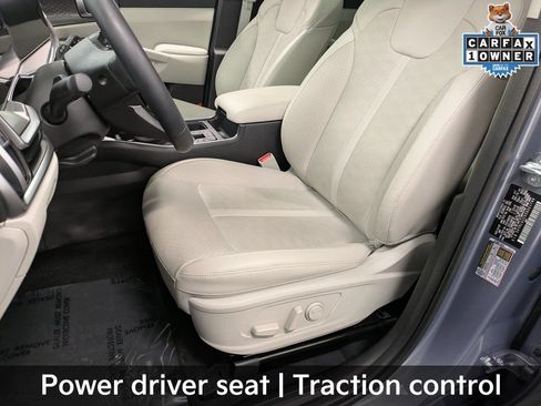 Used 2025 Kia Sorento S w/ Panoramic Sunroof Package AWD/4WD image 12