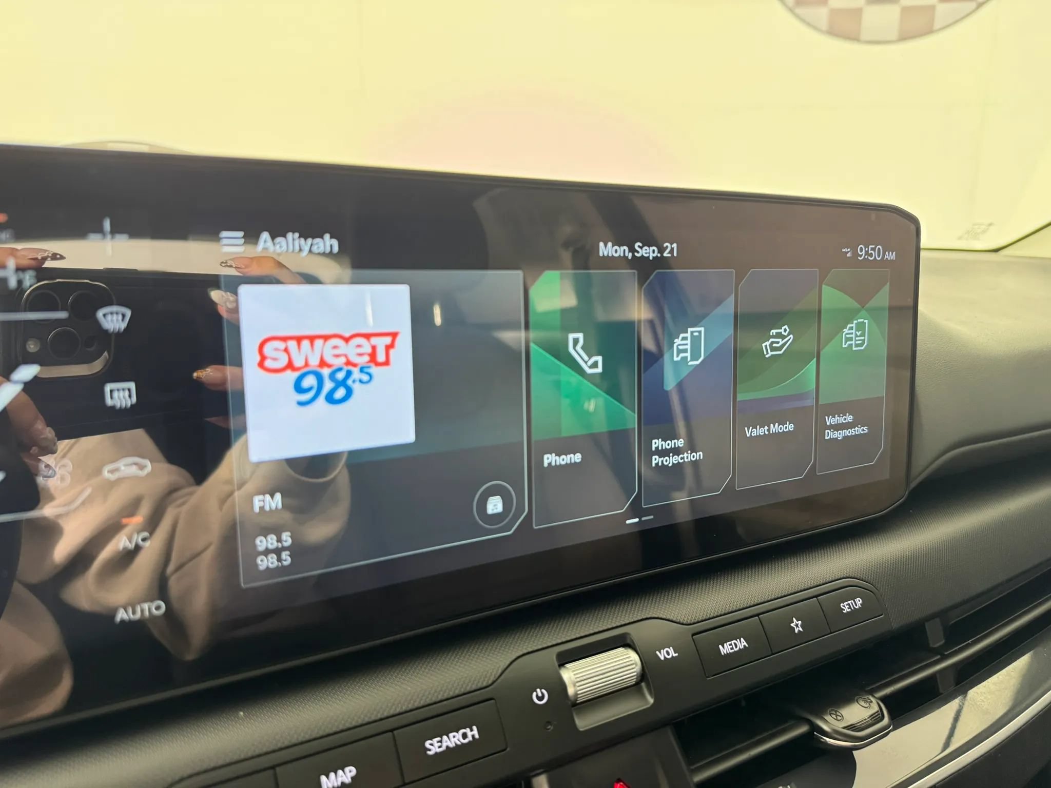 Used 2025 Kia K4 EX FWD image 19