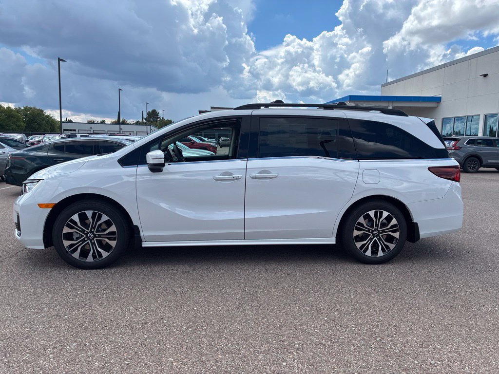 New 2026 Honda Odyssey Elite image 2