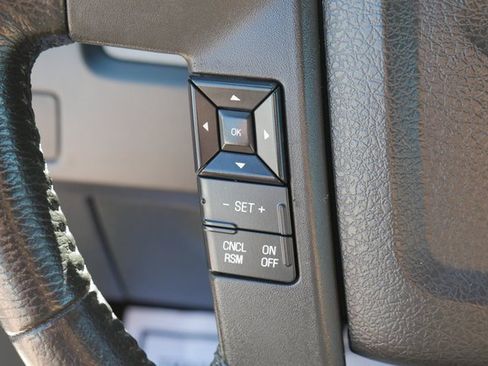 Used 2014 Ford F150 XLT w/ Equipment Group 302A Luxury image 16