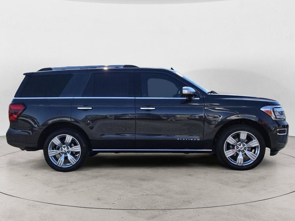 Certified 2024 Ford Expedition Platinum AWD/4WD image 2