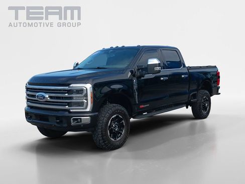 Used 2025 Ford F350 Platinum w/ Platinum Plus Package AWD/4WD image 3