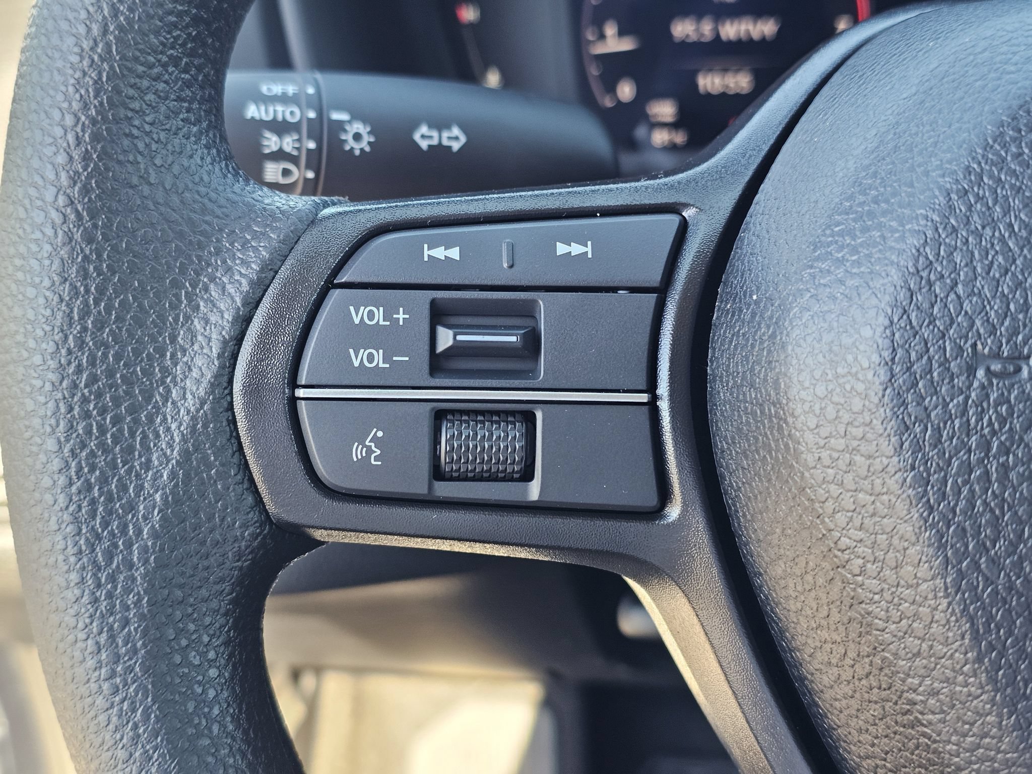 New 2026 Honda Accord LX image 18