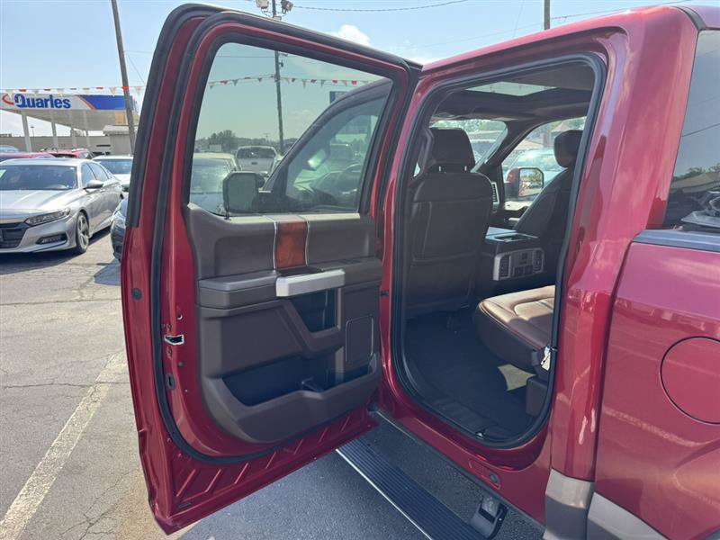 Used 2019 Ford F150 King Ranch w/ Equipment Group 601A Luxury AWD/4WD image 20
